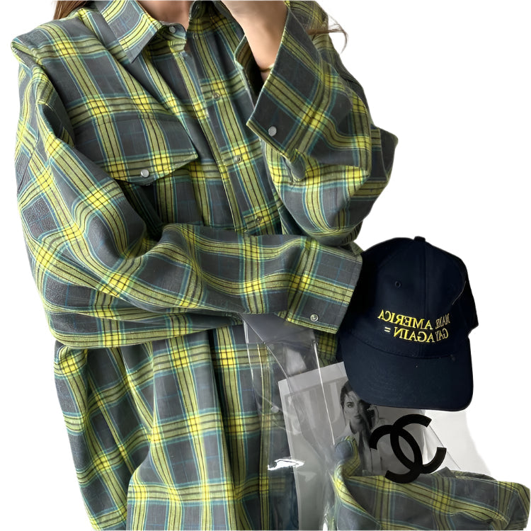 Women's Oversized Plaid Shirt – Long-Sleeved for Comfort