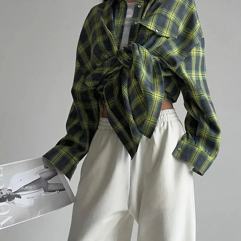 Women's Oversized Plaid Shirt – Long-Sleeved for Comfort