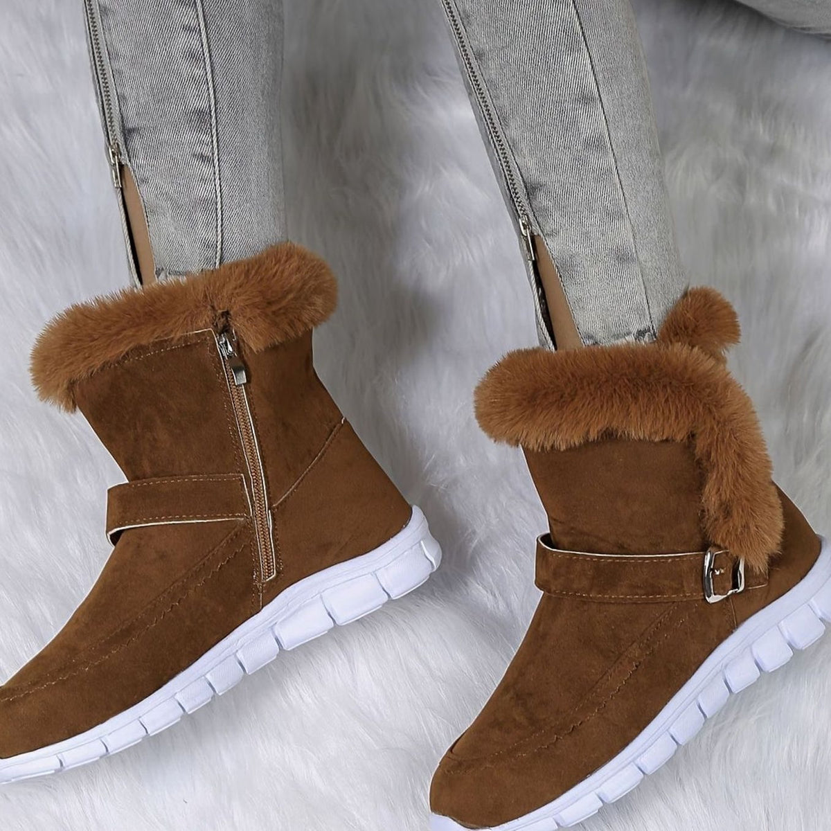 Bottes de neige montantes pour femmes à boucle et bordure pelucheuse