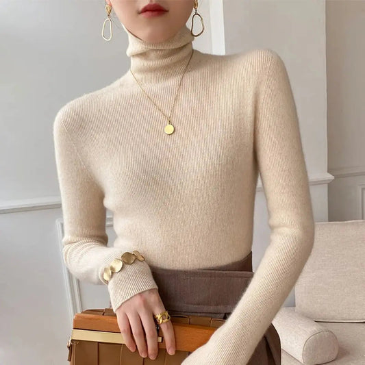 Pull à col roulé en cachemire coupe ajustée pour femme