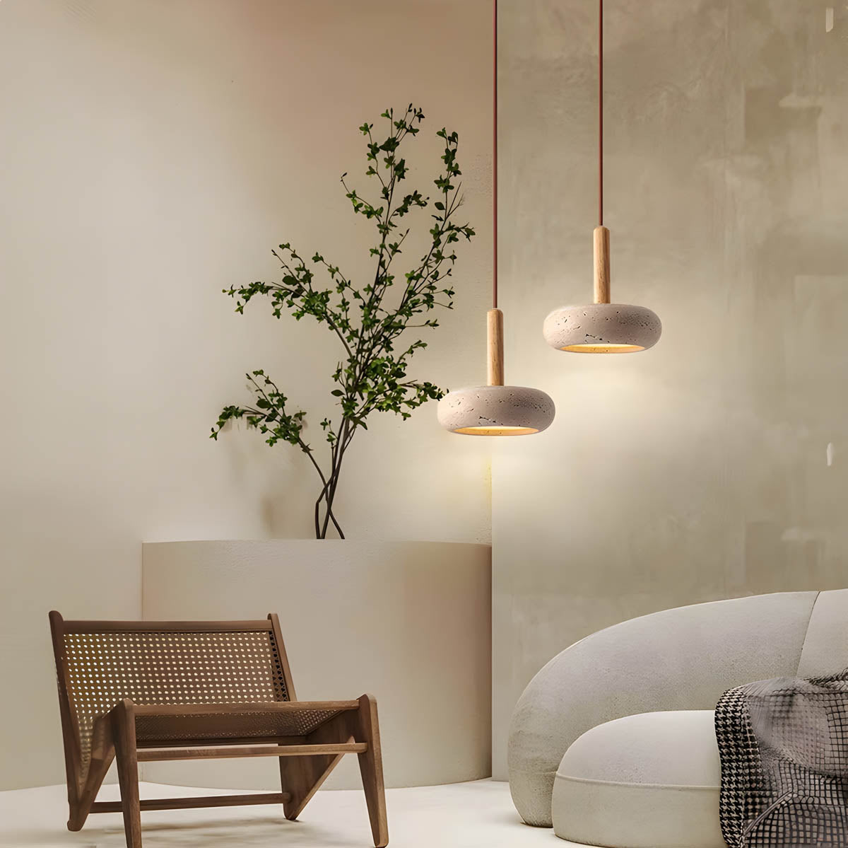 Suspension en travertin jaune — luminaire en pierre, lumière chaleureuse